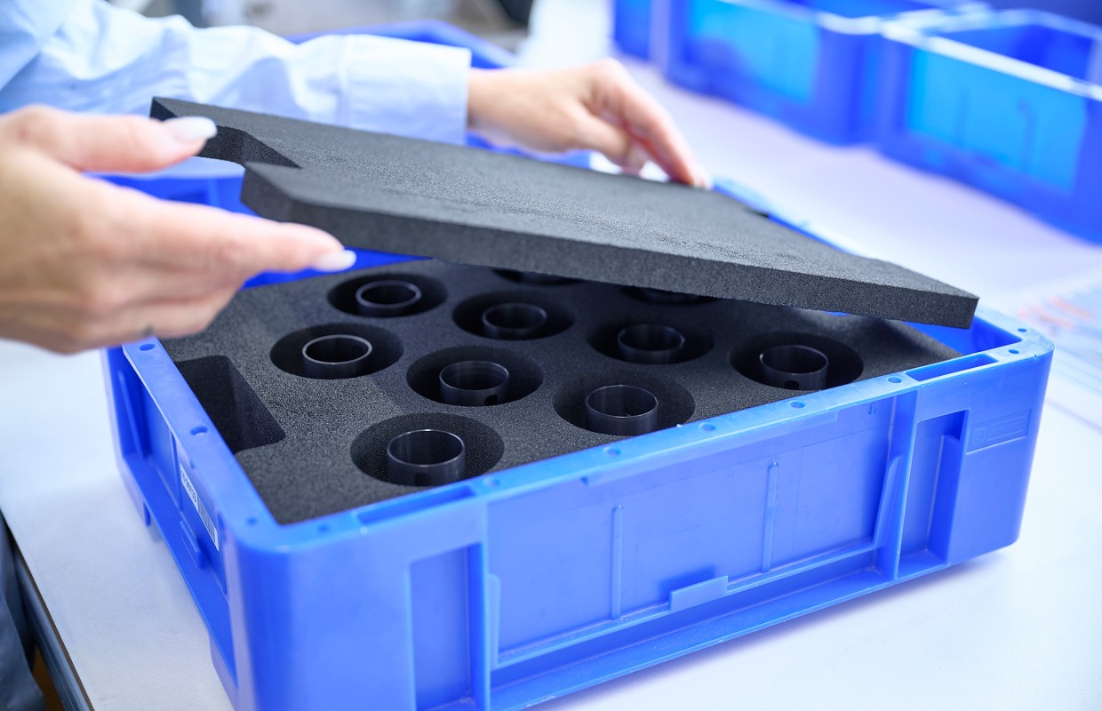 Schutzverpackungen gegen Partikel, Vibration & Feuchtigkeit cnc gefertigter Bauteile